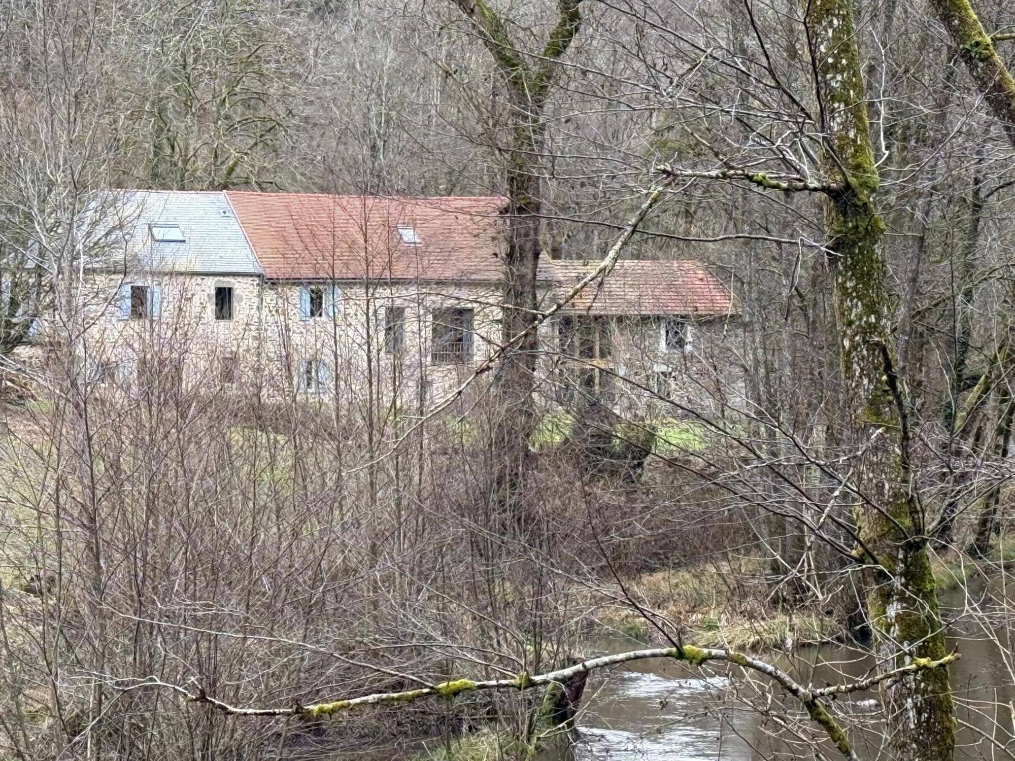 Gite De La Fontaine Saint-Andre-en-Morvan Exteriér fotografie
