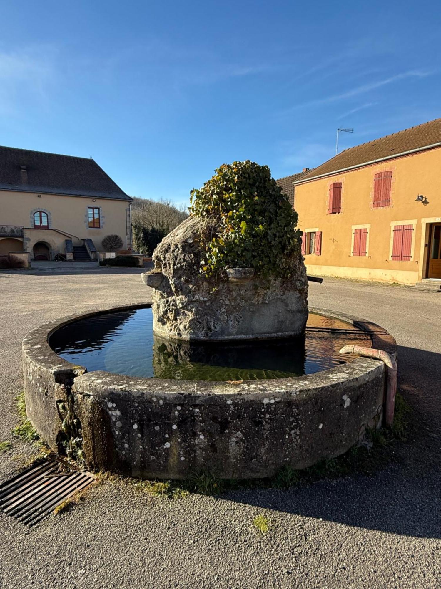 Gite De La Fontaine Saint-Andre-en-Morvan Exteriér fotografie